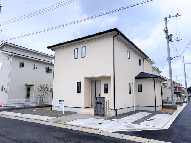 detached 愛媛県伊予郡松前町大字北黒田 地図を見る