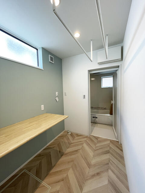 detached 愛媛県伊予市下吾川 地図を見る