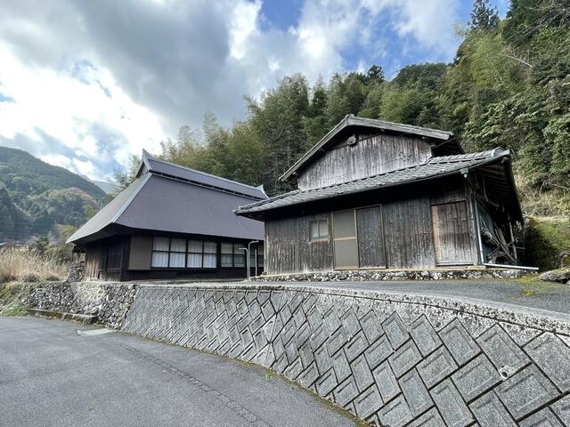 detached 愛媛県東温市明河