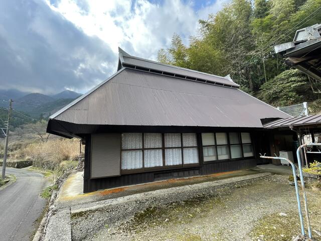 detached 愛媛県東温市明河