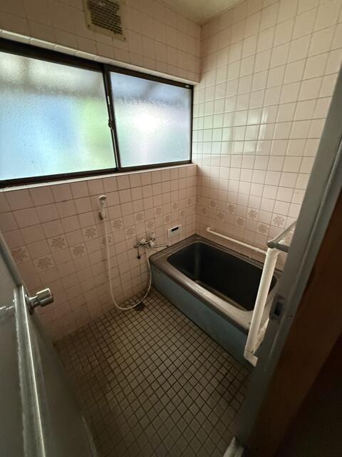 detached 愛媛県伊予郡松前町大字中川原 地図を見る