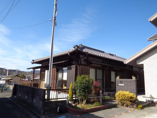 detached 愛媛県伊予郡砥部町千足