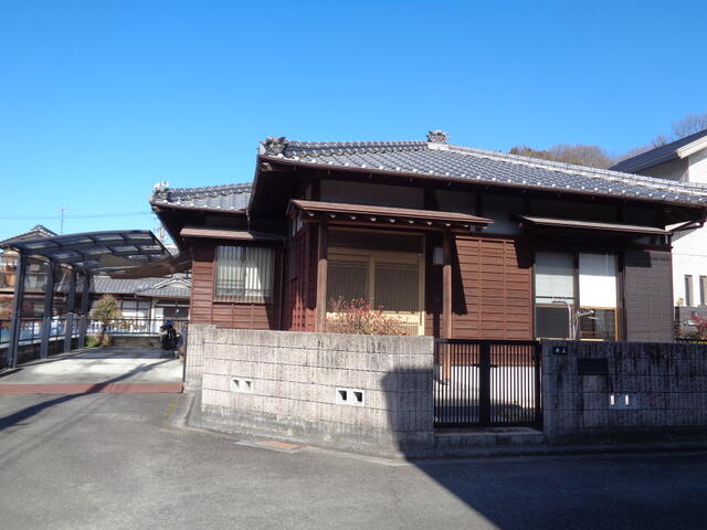 detached 愛媛県伊予郡砥部町千足