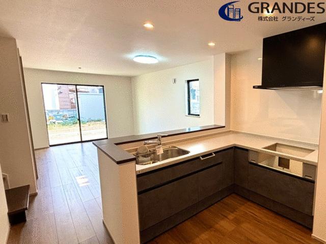 townhouse 愛媛県松山市北斎院町