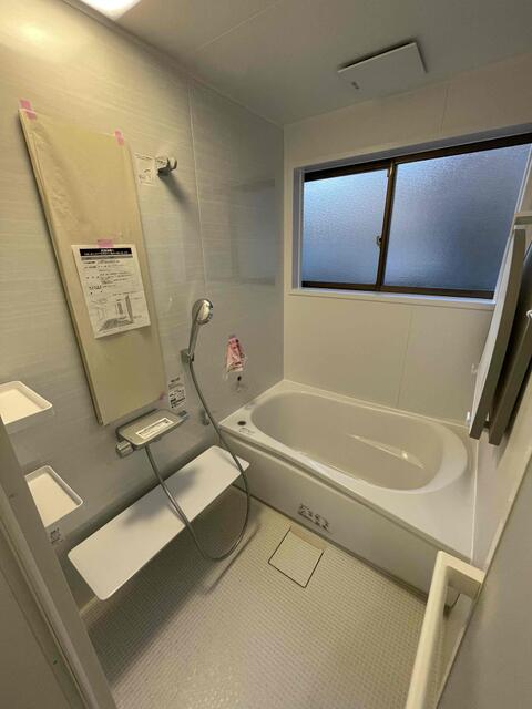 浴室／【リフォーム参考】日頃の疲れを癒す大きなバスルームにもリフォ