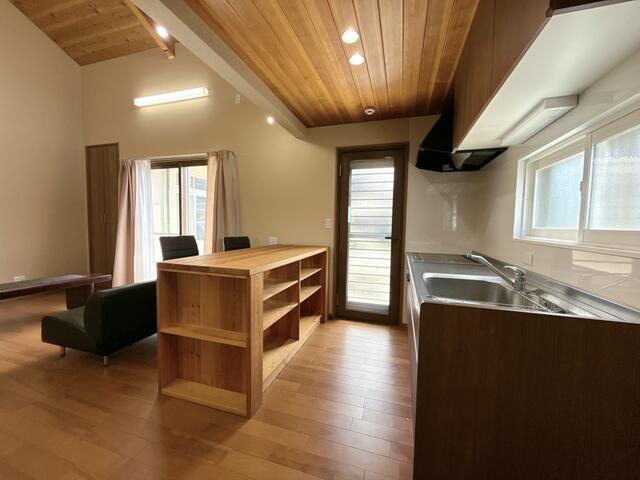 detached 愛媛県松山市河野中須賀
