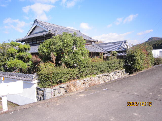 detached 愛媛県東温市下林