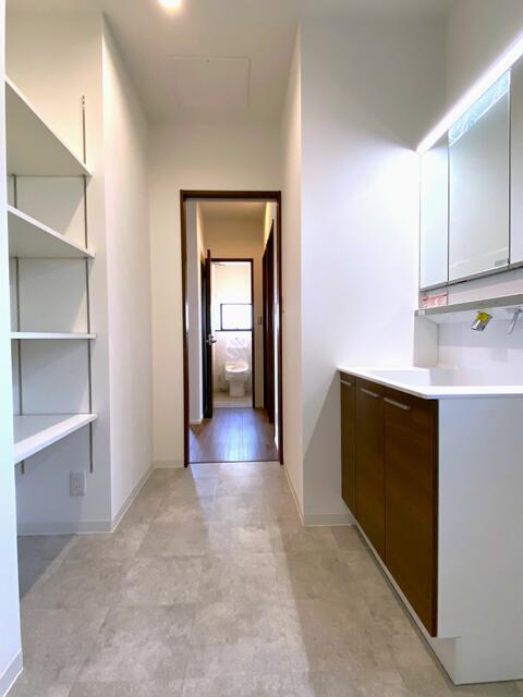 detached 愛媛県東温市南方 地図を見る