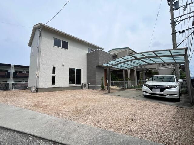 愛媛県新居浜市の一戸建て | 2150万円 | 3LDK | 226.41m² | Akiyama house finder