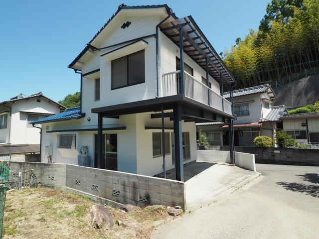 detached 愛媛県伊予郡砥部町宮内 地図を見る