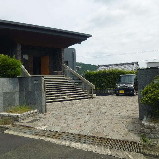 detached 愛媛県大洲市平野町野田 地図を見る