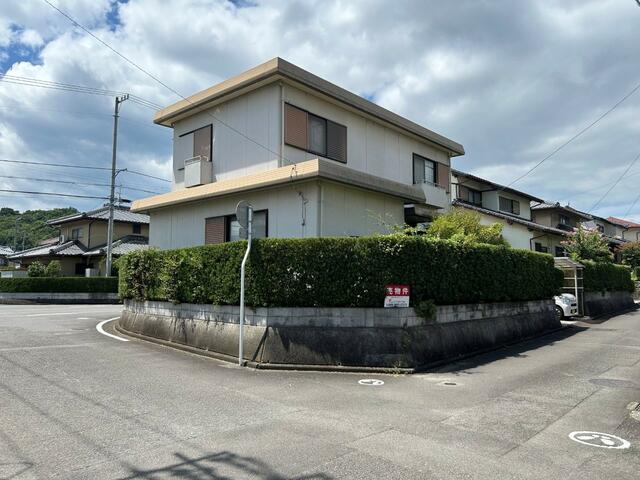 house for sale in 松山市, Ehime | ¥11,800,000 | 5LDK | Akiyama house fin…