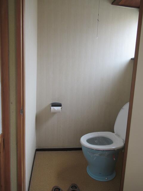 detached 愛媛県北宇和郡鬼北町大字近永 地図を見る