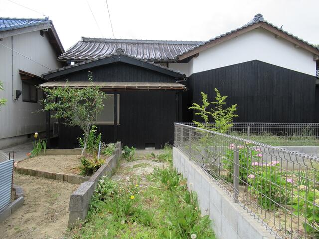detached 愛媛県北宇和郡鬼北町大字近永 地図を見る