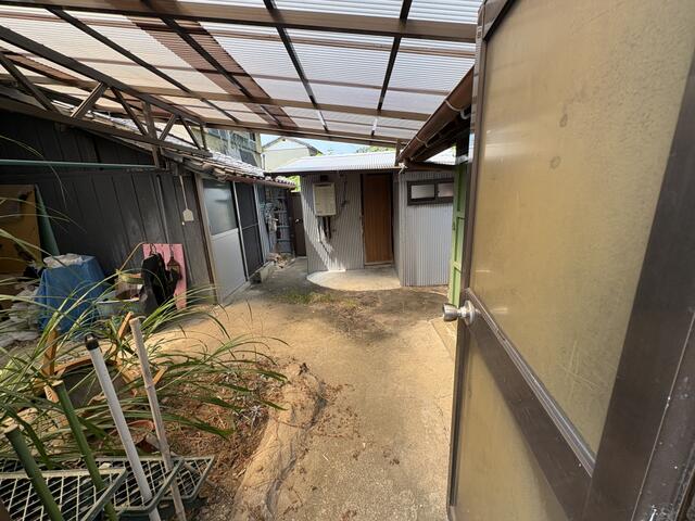detached 高知県高知市浦戸 地図を見る