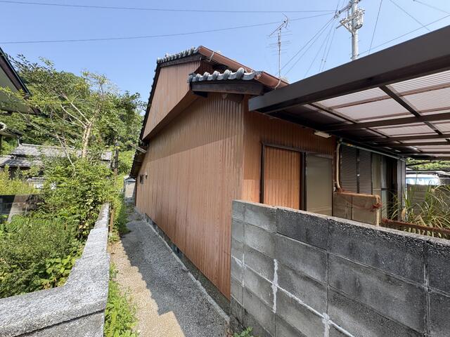 detached 高知県高知市浦戸 地図を見る
