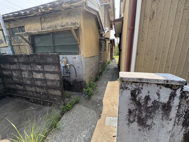 detached 高知県高知市浦戸 地図を見る