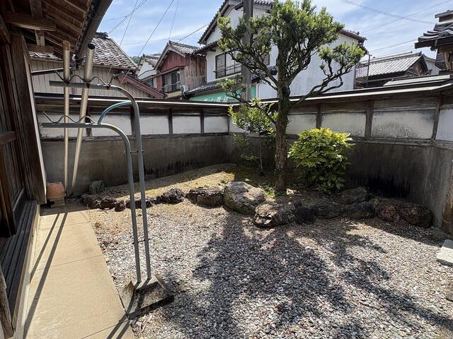detached 高知県高岡郡中土佐町久礼 地図を見る