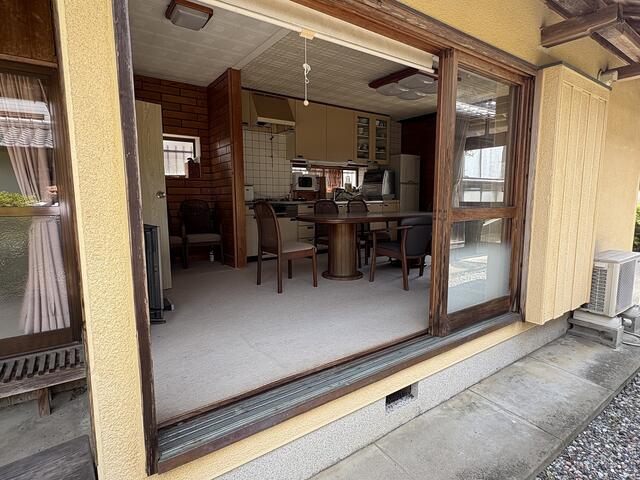 detached 高知県高岡郡中土佐町久礼 地図を見る