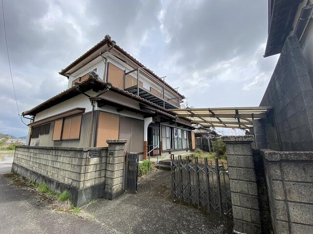 高知県高知市の一戸建て | 680万円 | 8DK | 195.14m² | Akiyama house finder