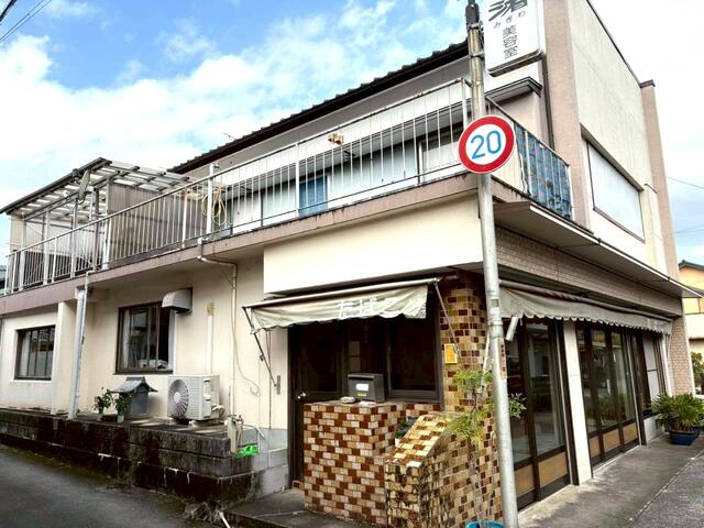 detached 高知県高岡郡越知町越知甲 地図を見る