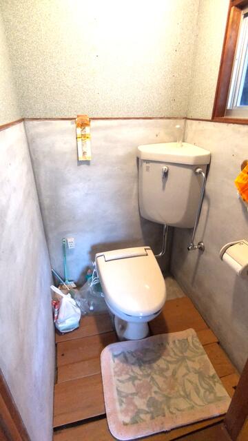 detached 高知県高岡郡日高村柱谷 地図を見る