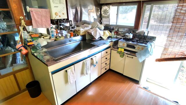 detached 高知県高岡郡日高村柱谷 地図を見る