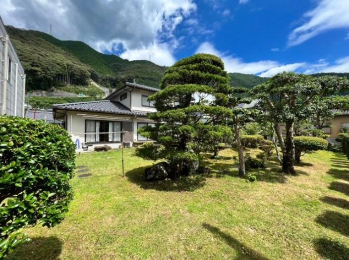 高知県高岡郡四万十町の一戸建て | 3200万円 | 4LDK | 630.71m² | Akiyama house finder