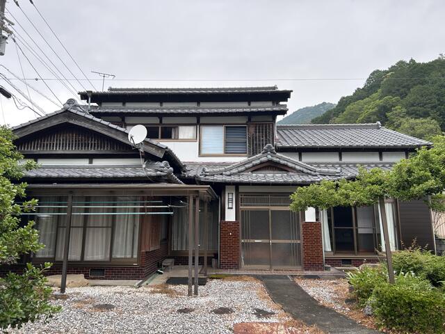 detached 高知県高岡郡四万十町榊山町 地図を見る