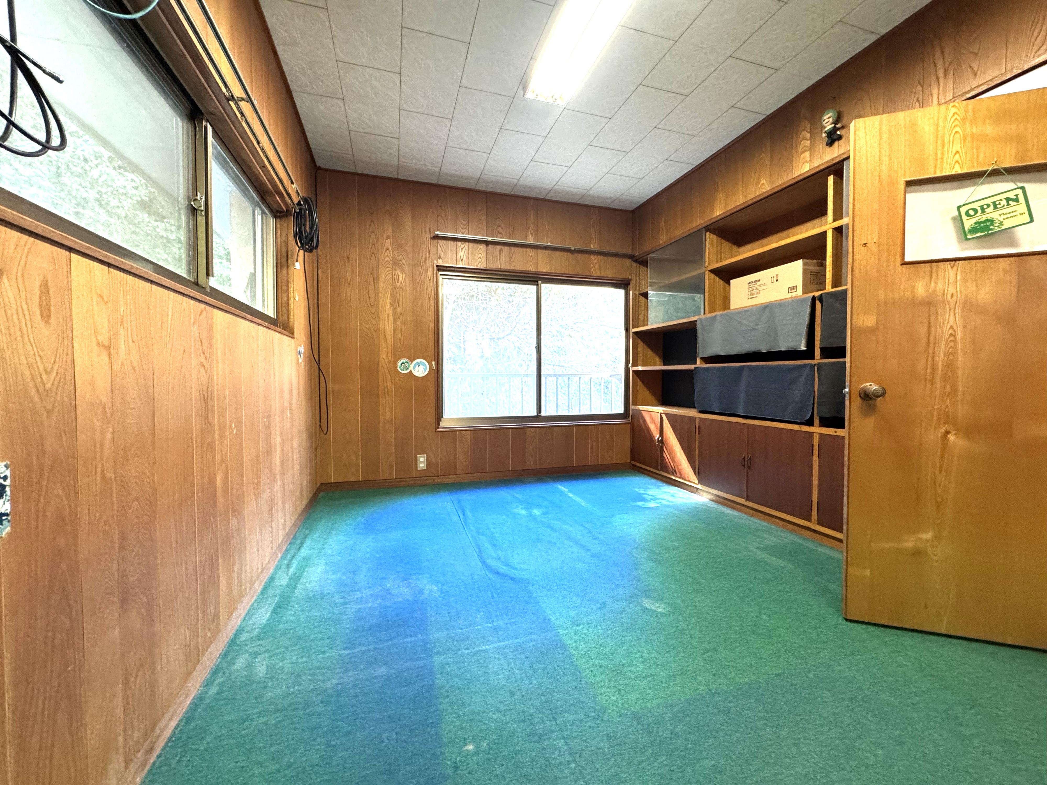 detached 高知県南国市里改田 地図を見る