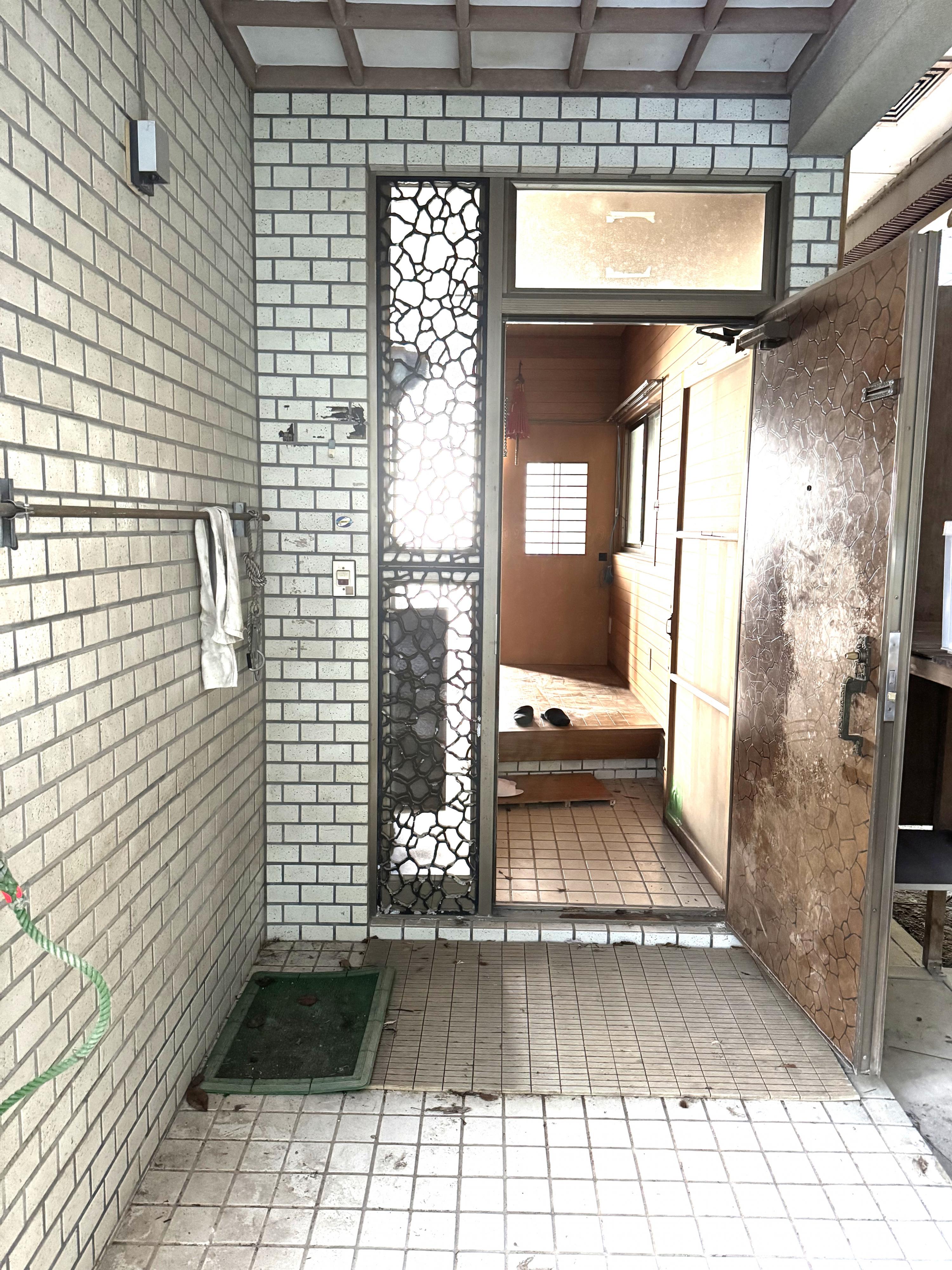 detached 高知県南国市里改田 地図を見る