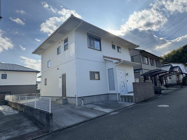 高知県高知市の一戸建て | 2880万円 | 5LDK | 208.1m² | Akiyama house finder