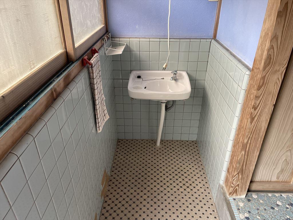 detached 高知県安芸郡安田町大字西島 地図を見る