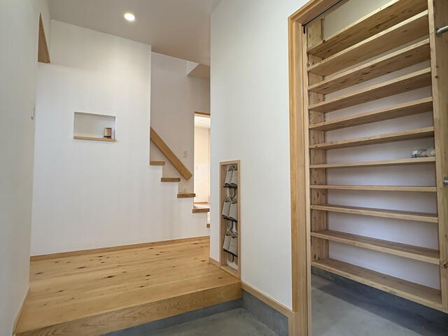 detached 高知県宿毛市貝塚 地図を見る