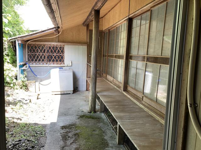 detached 高知県長岡郡本山町本山 地図を見る