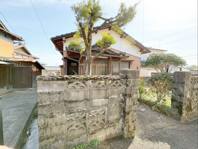 detached 佐賀県杵島郡大町町大字福母 地図を見る