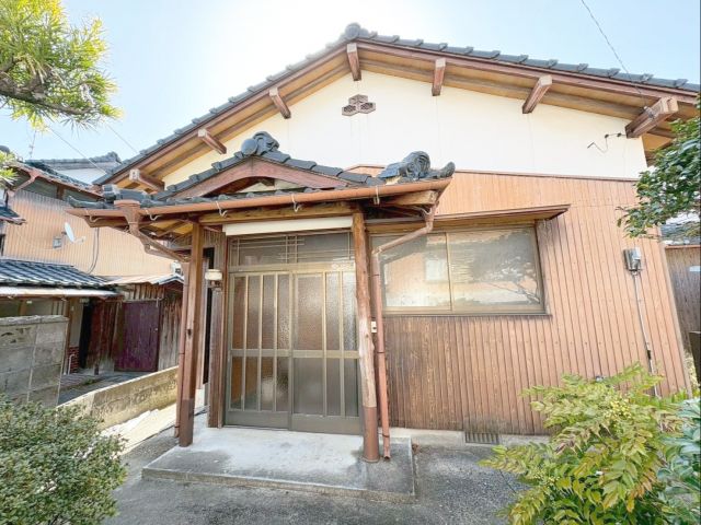 detached 佐賀県杵島郡大町町大字福母 地図を見る