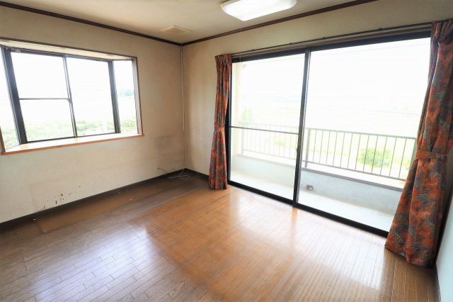 detached 福岡県嘉穂郡桂川町大字土居 地図を見る