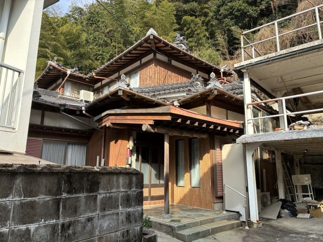 detached 長崎県対馬市厳原町宮谷 地図を見る
