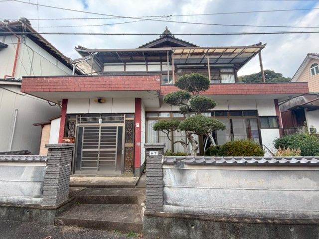 detached 佐賀県東松浦郡玄海町大字仮屋 地図を見る