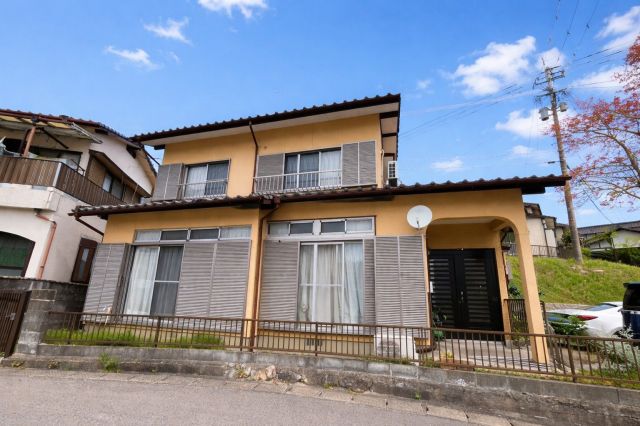 佐賀県三養基郡基山町の一戸建て | 1280万円 | 4LDK | 123.67m² | Akiyama house finder