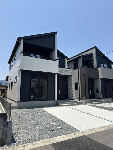 detached 佐賀県三養基郡基山町大字小倉 地図を見る
