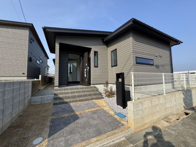 福岡県宗像市の一戸建て | 3698万円 | 4LDK | 283.07m² | Akiyama house finder