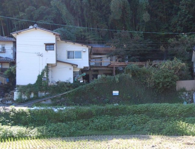 detached 佐賀県三養基郡基山町大字宮浦 地図を見る