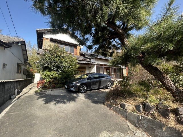 福岡県築上郡吉富町の一戸建て | 598万円 | 6LDK | 343.6m² | Akiyama house finder