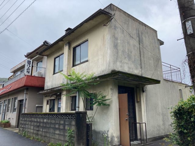 detached 長崎県対馬市厳原町中村 地図を見る