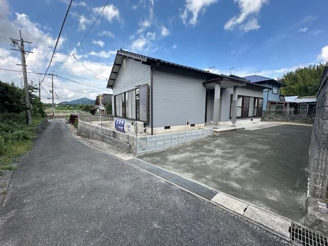 detached 福岡県鞍手郡小竹町大字御徳 地図を見る