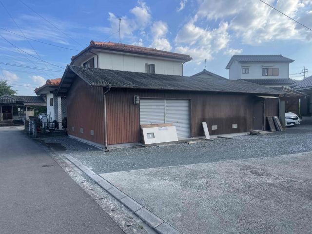 detached 福岡県鞍手郡小竹町大字勝野 地図を見る