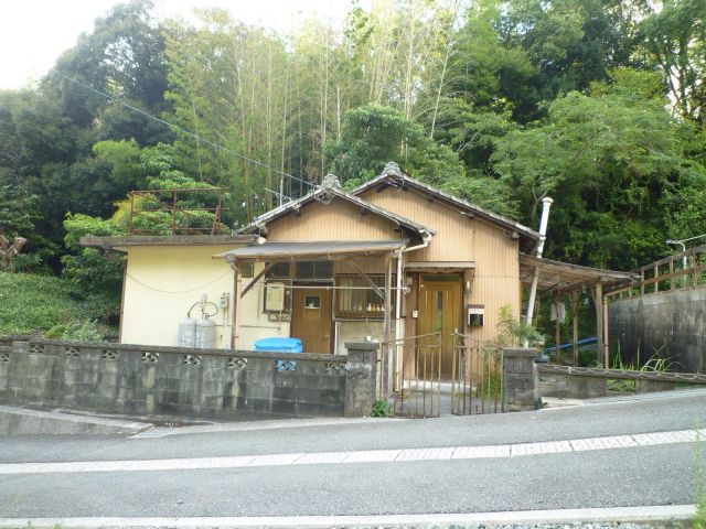 detached 福岡県嘉麻市牛隈 地図を見る