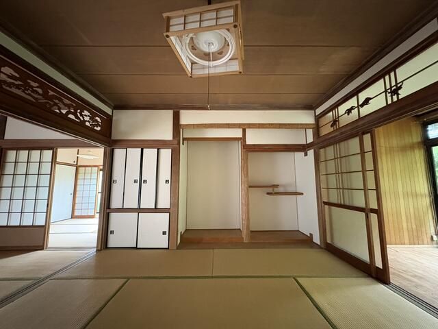 detached 佐賀県唐津市北波多徳須恵 地図を見る